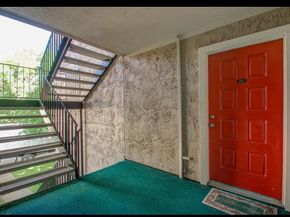 10855 Meadowglen Lane 931, Houston TX 77042