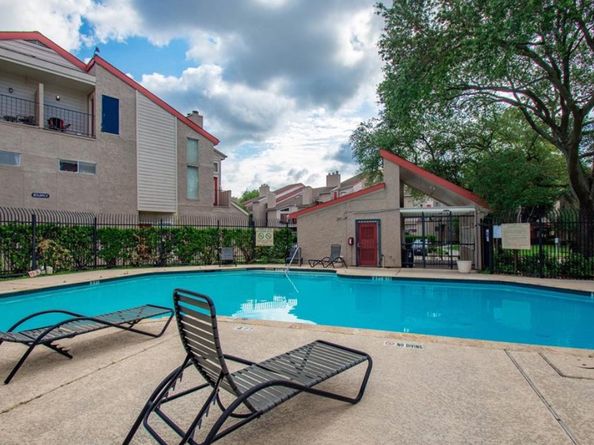 10855 Meadowglen Lane 931, Houston TX 77042