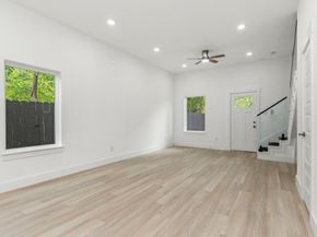 3330 Francis Street, Houston TX 77004