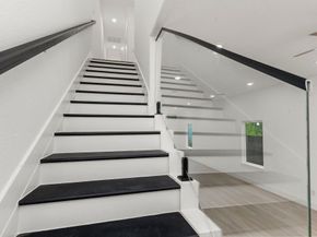 3330 Francis Street, Houston TX 77004