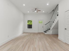 3330 Francis Street, Houston TX 77004