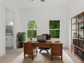 3330 Francis Street, Houston TX 77004