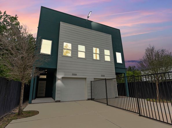 3330 Francis Street, Houston TX 77004