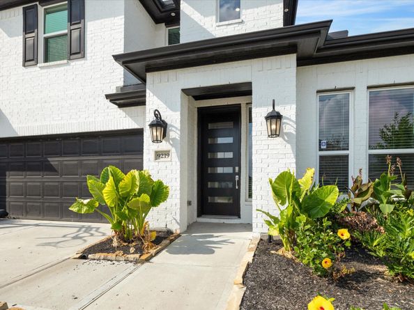 9219 Edgeberry Drive, Cypress TX 77433