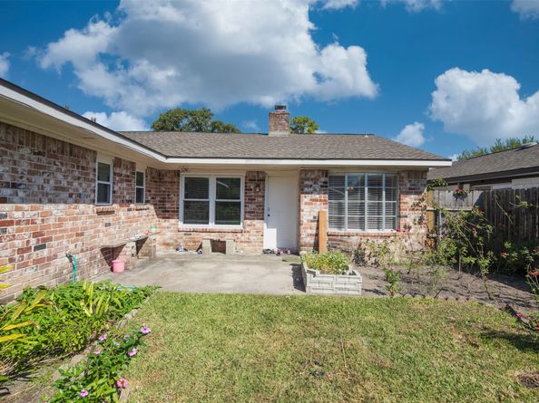 11311 Concho Street, Houston TX 77072