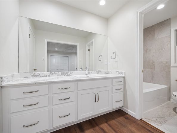 3726 Wickersham Lane, Houston TX 77027