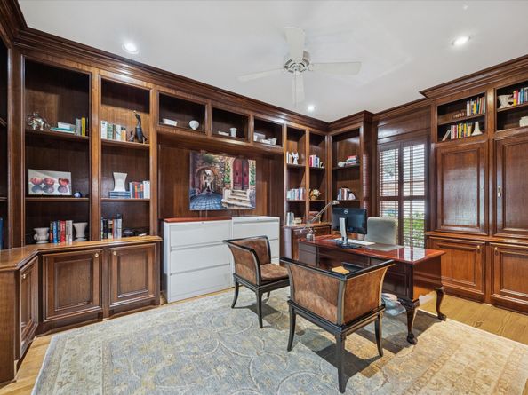 3726 Wickersham Lane, Houston TX 77027