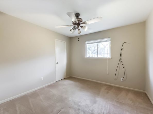1811 Rushbrook Drive, Houston TX 77077