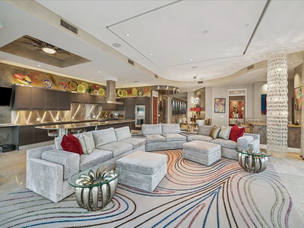 2727 Kirby Drive 24E, Houston TX 77098