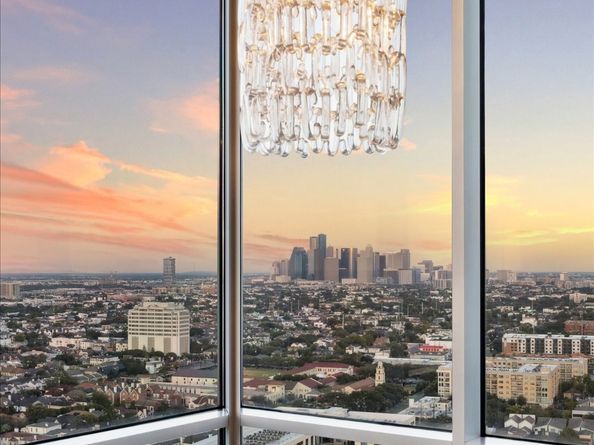 2727 Kirby Drive 24E, Houston TX 77098