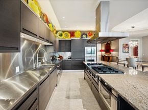 2727 Kirby Drive 24E, Houston TX 77098