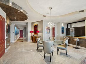 2727 Kirby Drive 24E, Houston TX 77098