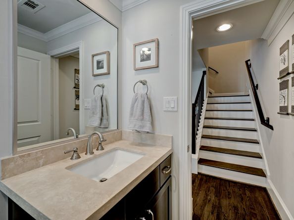 2231 Chenevert Street, Houston TX 77003