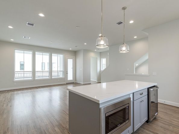2806 Grand Fountains Drive I, Houston TX 77054