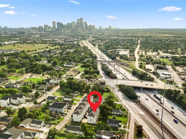 1222 Upton Street, Houston TX 77020