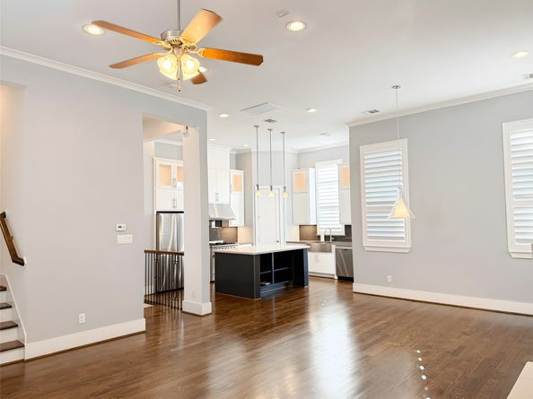 2115 Detering Street, Houston TX 77007