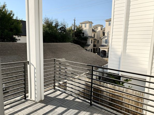 2115 Detering Street, Houston TX 77007