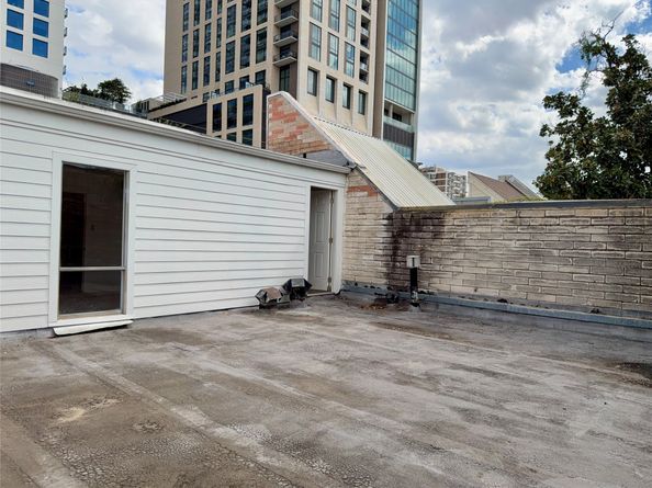 1101 Hawthorne Street, Houston TX 77006