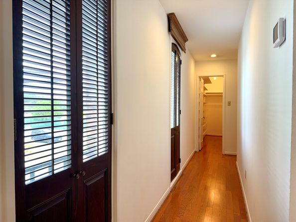 1101 Hawthorne Street, Houston TX 77006