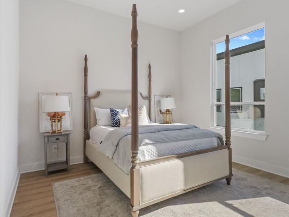 4707 Thornton Villas Lane, Houston TX 77018