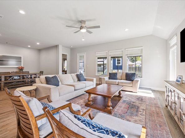 31134 Gullwing Manor Drive, Tomball TX 77375