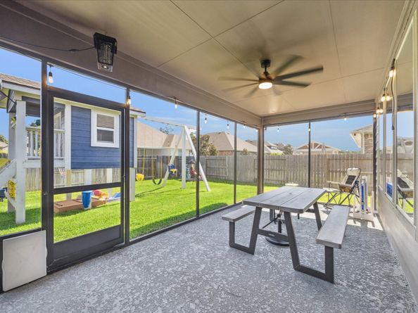 31134 Gullwing Manor Drive, Tomball TX 77375