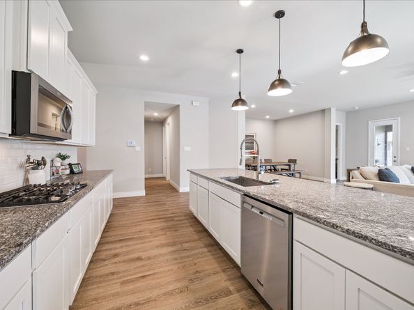 31134 Gullwing Manor Drive, Tomball TX 77375