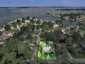 12689 Longmire Way, Conroe TX 77304