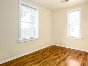 2115 Radcliffe Street, Houston TX 77007