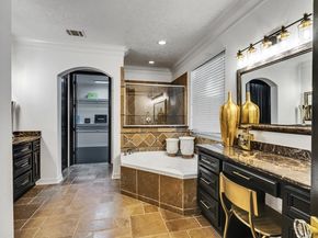 2523 Watts Street, Houston TX 77030