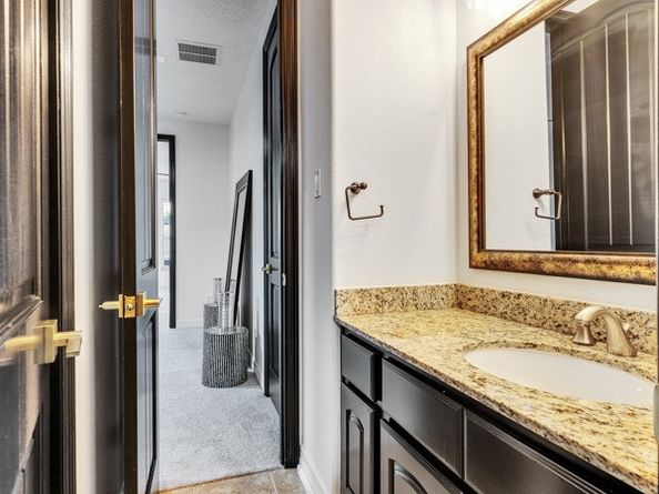 2523 Watts Street, Houston TX 77030