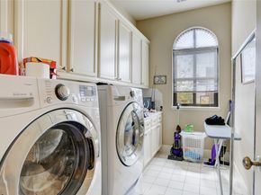 1008 Potomac Drive, Houston TX 77057