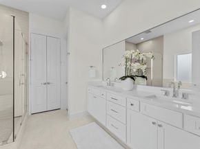 4127 De George Street, Houston TX 77009