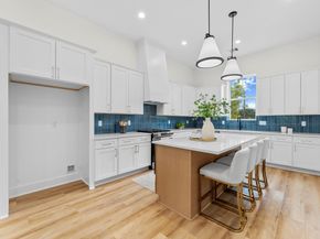 4127 De George Street, Houston TX 77009
