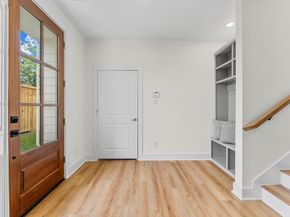 4127 De George Street, Houston TX 77009