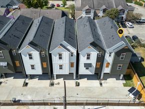 4127 De George Street, Houston TX 77009