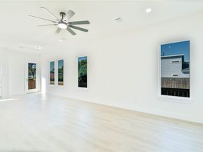 3210 A & B Retta Street, Houston TX 77026