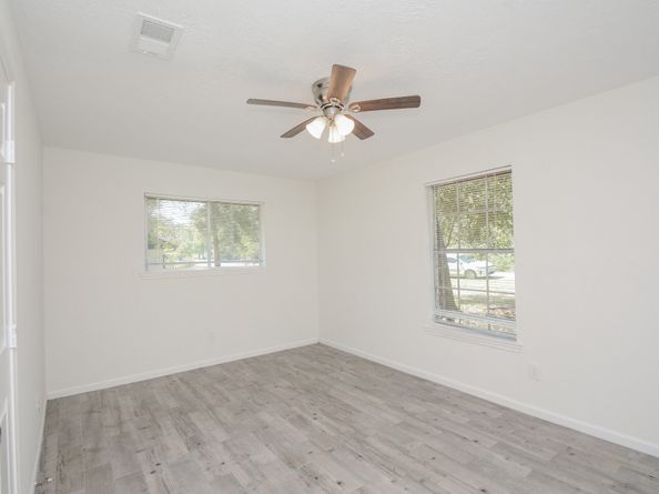 1825 Live Oak Drive, Conroe TX 77301