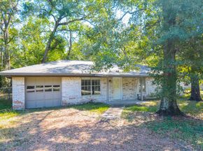 1825 Live Oak Drive, Conroe TX 77301