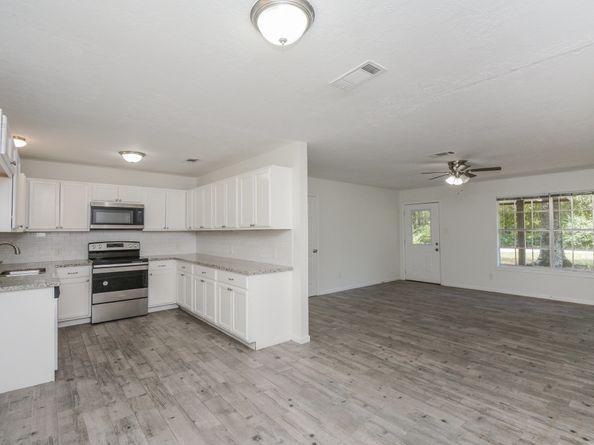 1825 Live Oak Drive, Conroe TX 77301