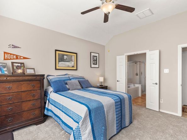 163 N Hawkhurst Circle, The Woodlands TX 77354