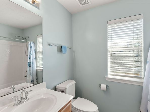 163 N Hawkhurst Circle, The Woodlands TX 77354