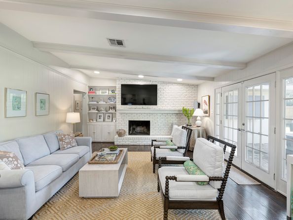 1827 Peer Drive, Houston TX 77043