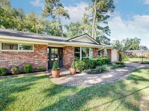 1827 Peer Drive, Houston TX 77043