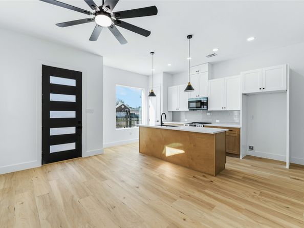 7109 Conley Street AB, Houston TX 77021