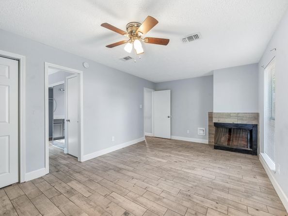 11722 Plumpoint Drive, Houston TX 77099