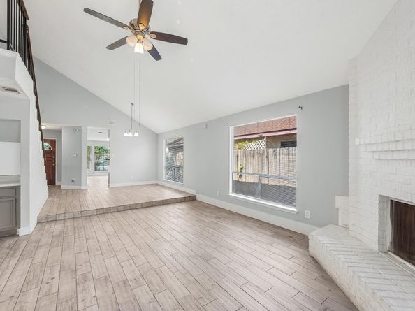 11722 Plumpoint Drive, Houston TX 77099