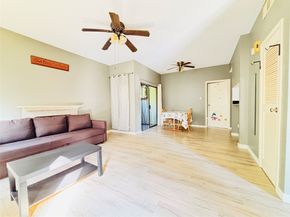 6602 Harbor Town Drive 505, Houston TX 77036