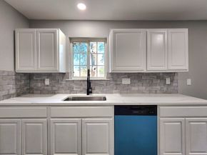 5914 Newquay Street, Houston TX 77085