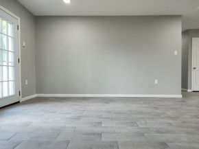 5914 Newquay Street, Houston TX 77085